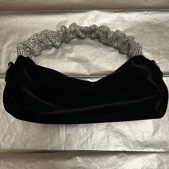 Going out bag - Picture 2 of 6